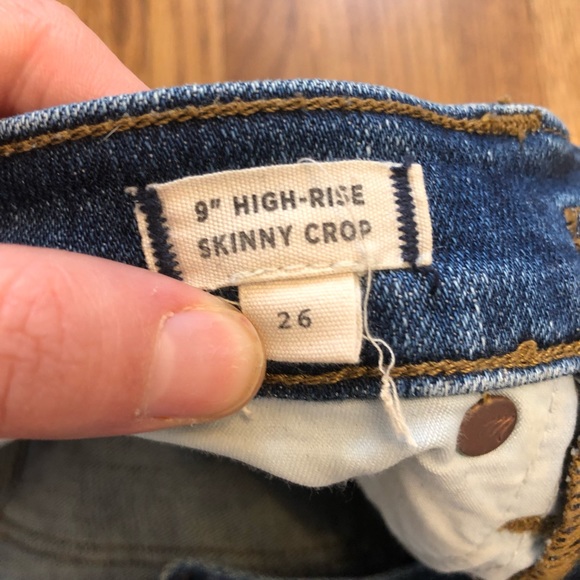 Madewell 9” High Rise Skinny Crop Jean Destructed Hem Edition - Picture 8 of 8